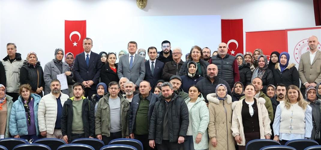 GIDA İŞLETMELERİNİN ÖZEL HİJYEN ŞARTLARI, GIDA GÜVENLİĞİ VE İNSAN SAĞLIĞININ KORUNMASI EĞİTİMİ DÜZENLENDİ.